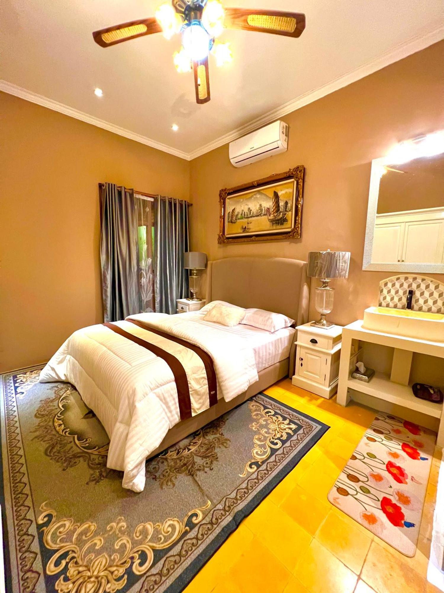 Sammy Home Yogyakarta Bagian luar foto